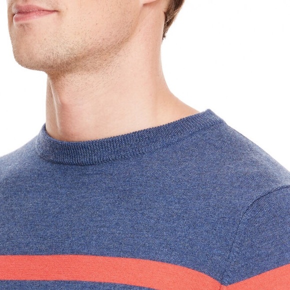 ~ 15$ ~ Vineyard Vines  Crew Sweater - Picture 5 of 6